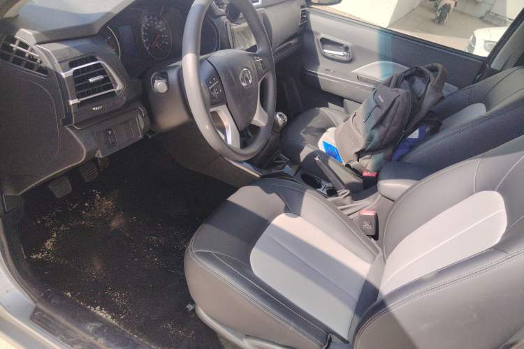 Used Great Wall Wingle 5 2023 "Dry Meal" Version 1.5T Gasoline Two-Wheel-Drive Advanced Large Double Left Front Seat