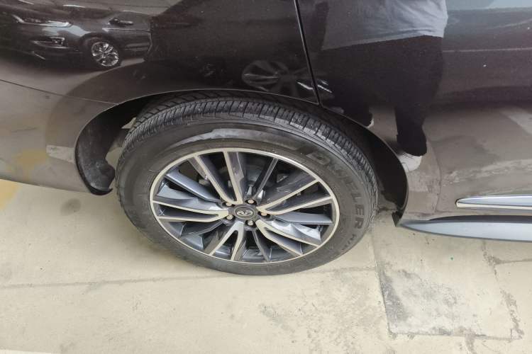 Used Infiniti QX60 2018 2.5 S/C Hybrid Two-Wheel-Drive Excellence Edition China VI Standard