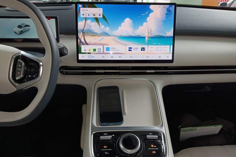 Used Geely Galaxy Galaxy Xingjian 7 EM-i 2025 120km Exploration+ Version
