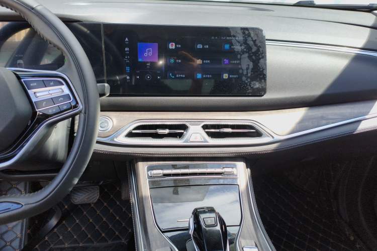 Used Landian E5 2023 1.5L DE-i 100KM Comfort Edition 7-Seater