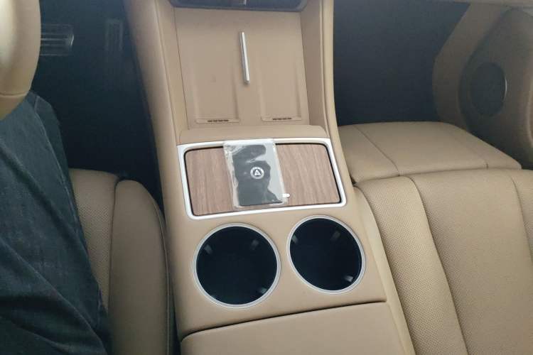 Used Hima Luxeed R7 2024 All-Electric 736 km Ultra