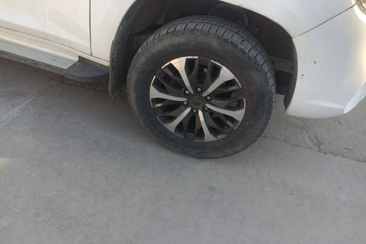 Used SAIC MAXUS T70 2021 2.0T Diesel Automatic 4x4 Elite Version with Long Bed and High Ground Clearance