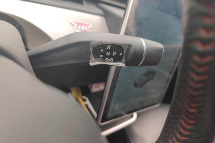 Used NETA V 2021 Long-Range Entertainment Edition Upgrade Model