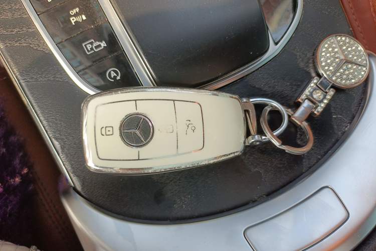 Used Mercedes-Benz C-Class 2019 C 260 Coupe Vehicle Key