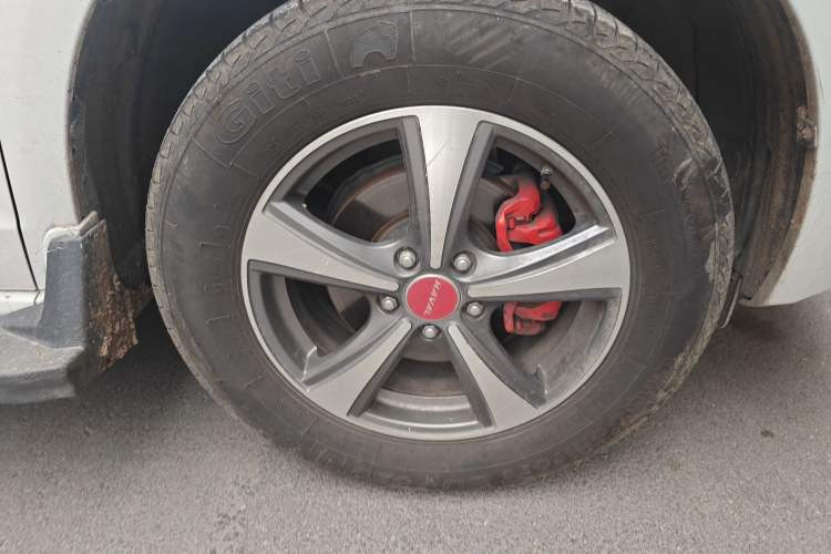 Used Haval H6 2013 Upgraded Model 1.5T Manual Two-Wheel Drive Elite Version