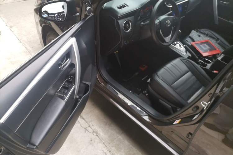 Used Toyota Corolla 2017 Revised Version 1.2T S-CVT GL-i Driver Seat