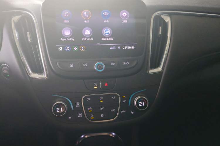 Used Chevrolet Malibu XL 2023 1.5T Sharp Edition Audio And AC Panel