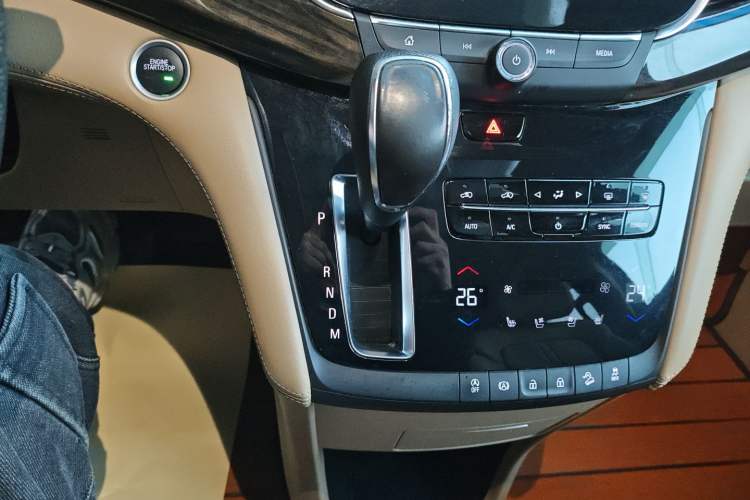 Used Buick GL8 2017 ES 28T Flagship Model China V Standard