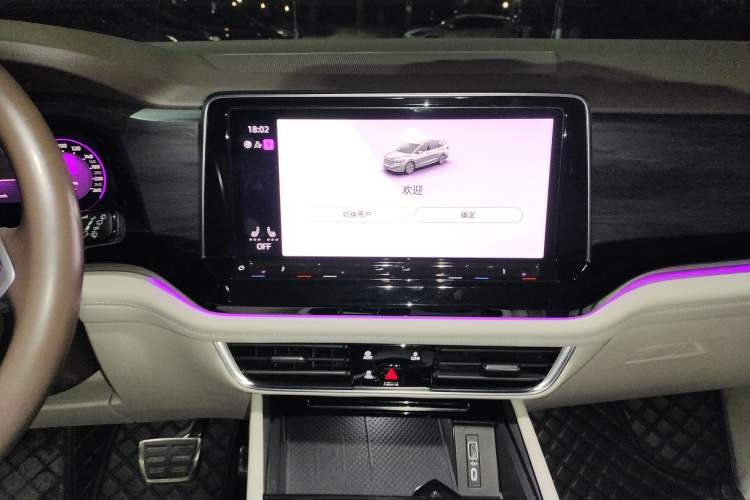 Used Volkswagen Viloran 2022 380TSI Prestige Edition