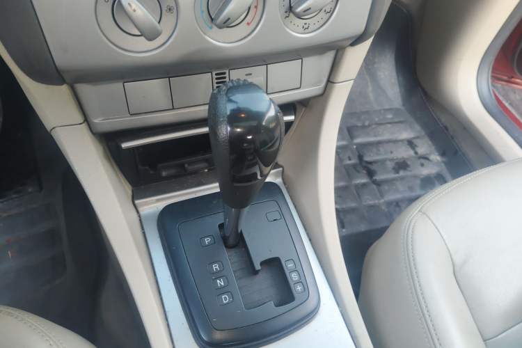 Used Ford Focus 2011 Hatchback 1.8L Automatic Fashion Edition