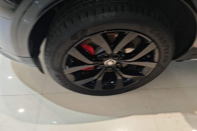 Used Land Rover Discovery Sport 2025 249 PS Performance Tech Edition