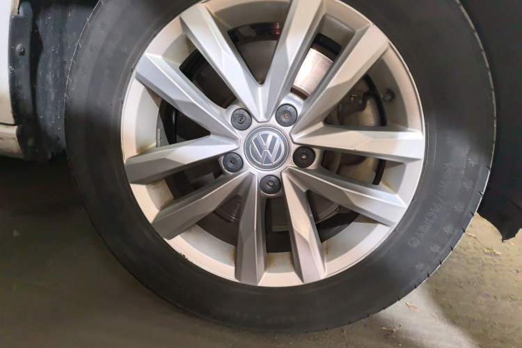 Used Volkswagen Touran 2016 Volkswagen Touran L 280TSI DSG Comfort Edition
