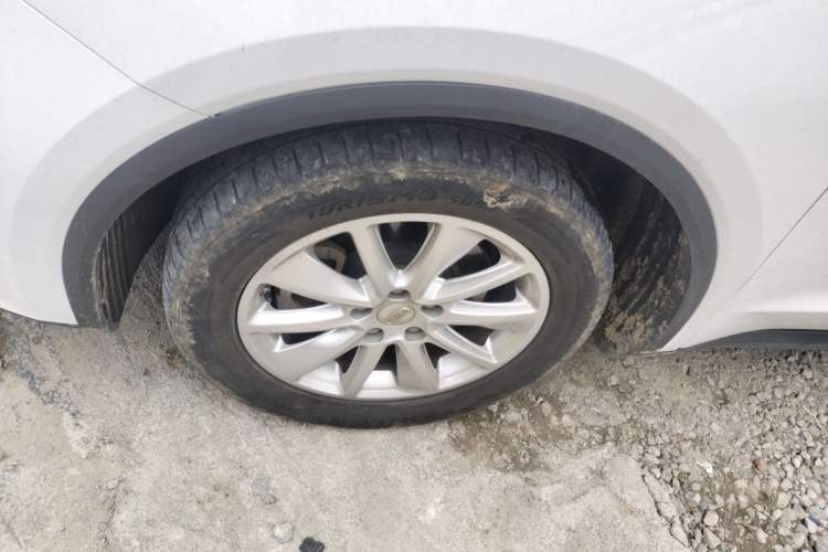 Used Geely Auto Jiajie 2019 1.5TD MHEV DCT Yaoxiang Edition Exterior 4