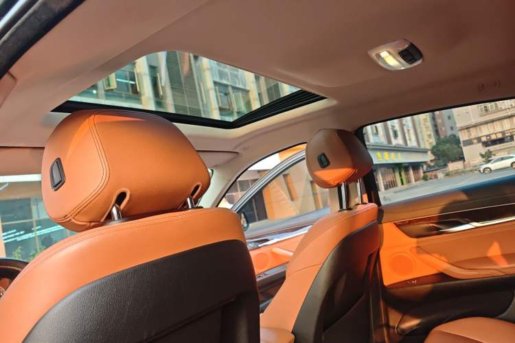 Used BMW X6 2015 xDrive28i
