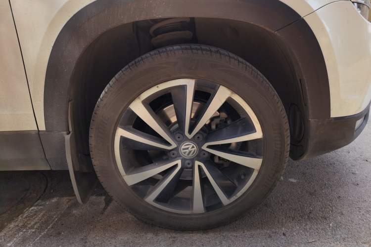 Used Volkswagen Tharu 2019 280TSI Two-Wheel Drive Luxury Version China VI Standard
