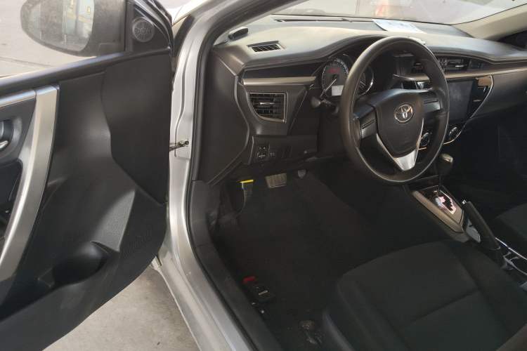 Used Toyota Corolla 2017 Revised Version 1.6L S-CVT GL