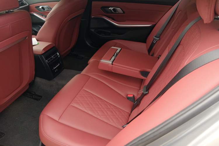 Used BMW i3 2022 eDrive 35 L Left Rear Seat