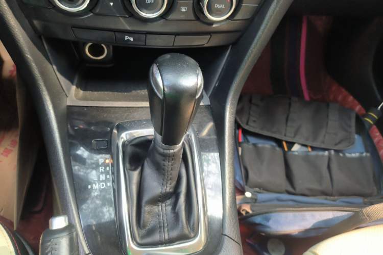 Used Mazda Atenza 2014 2.0L Blue Sky Luxury Edition