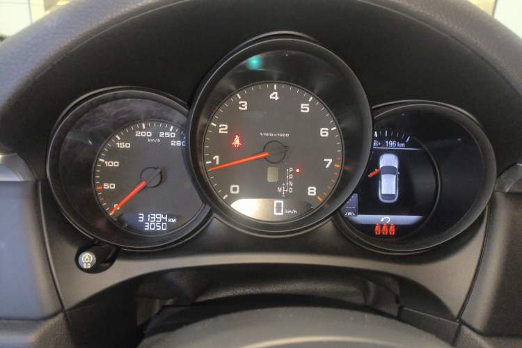 Used Porsche Macan 2018 Macan 2.0T Instrument Cluster