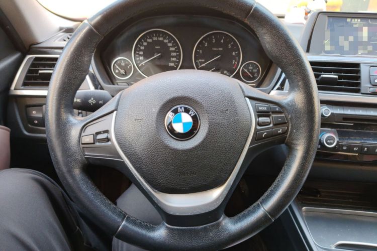 Used BMW 3 Series 2016 316Li Fashion Model