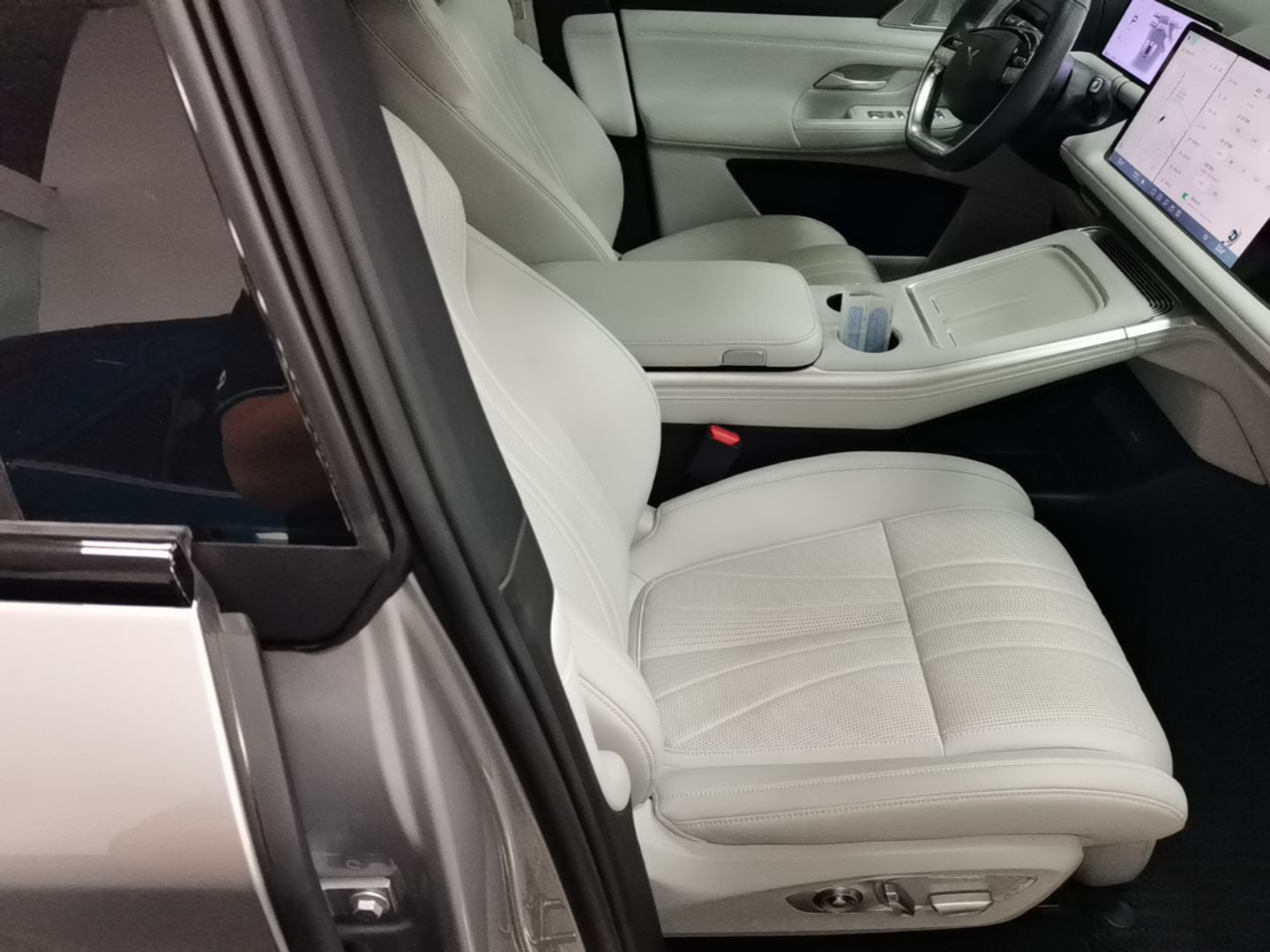 XPeng G9 2024 570 Max — снимка 19