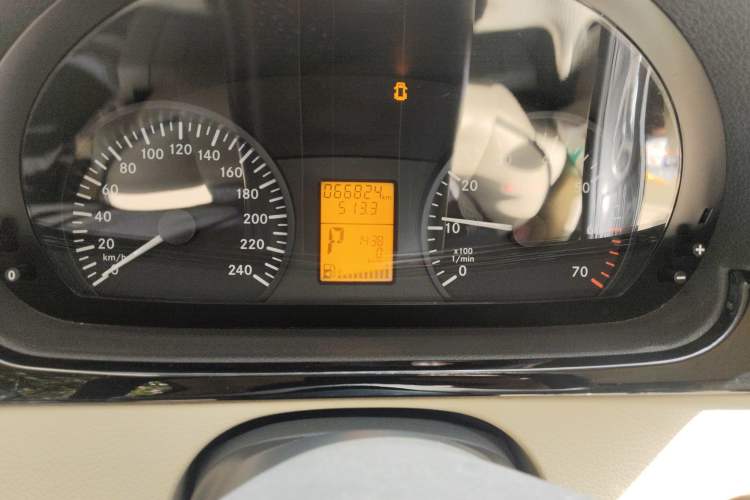 Used Karson Vito 2015 C7 3.0L Commercial Standard Model Instrument Cluster