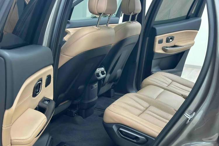 Used Nio ES8 2020 415 km Range 7-Seater Version