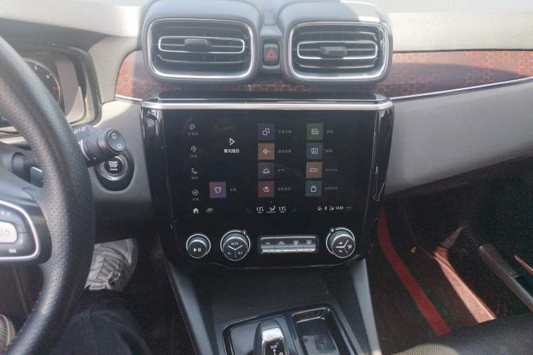 Used Lynk & Co 02 2019 High-Energy Edition 2.0T Automatic Two-Wheel Drive Pro Version China VI Standard
