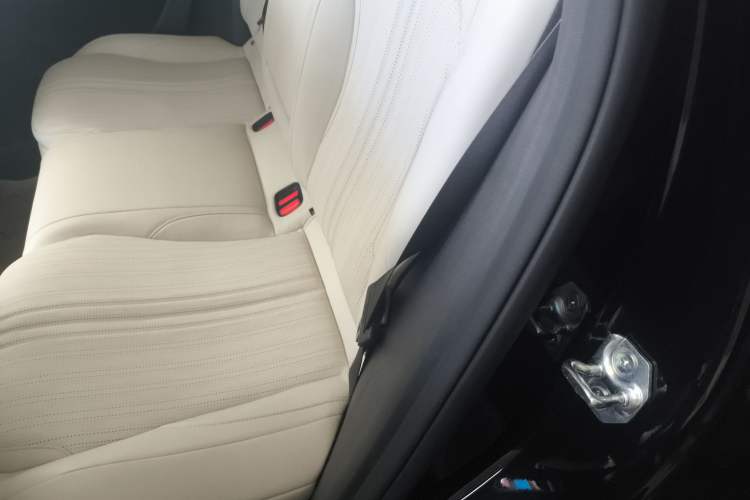 Used Geely Galaxy L7 2023 1.5T 115 km Starship