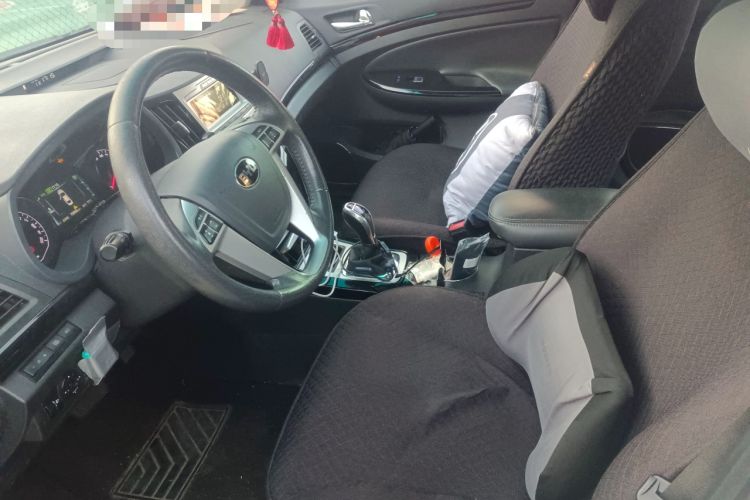 Used BYD e5 2016 300 Luxury Edition
