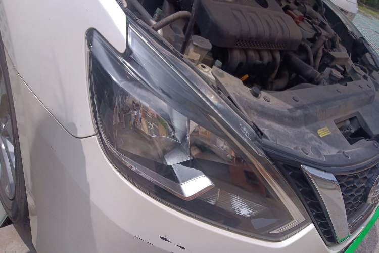 Used Nissan Sylphy 2016 1.6 XL CVT Deluxe Edition Right Front Headlight