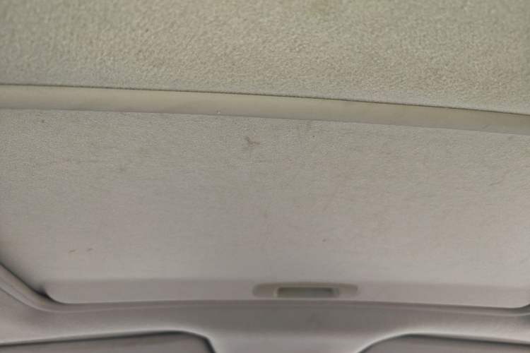 Used Chevrolet Sail 2013 Sedan 1.4L AMT Enjoy Edition Headliner