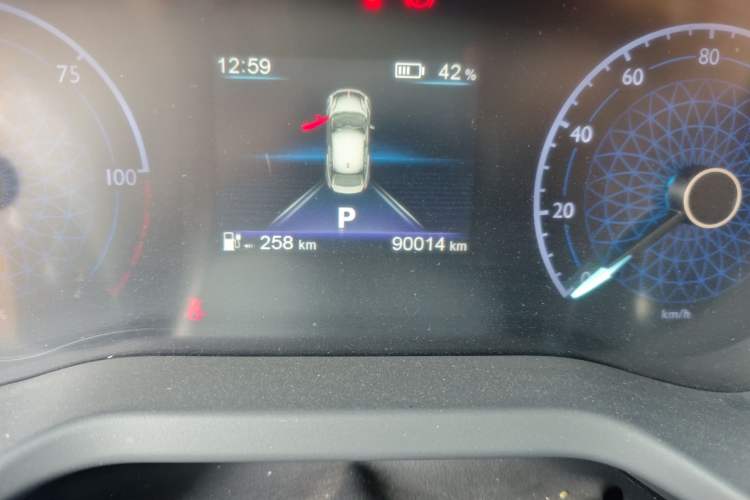 Used Hongqi E-QM5 2023 620km PLUS Odometer Close Up