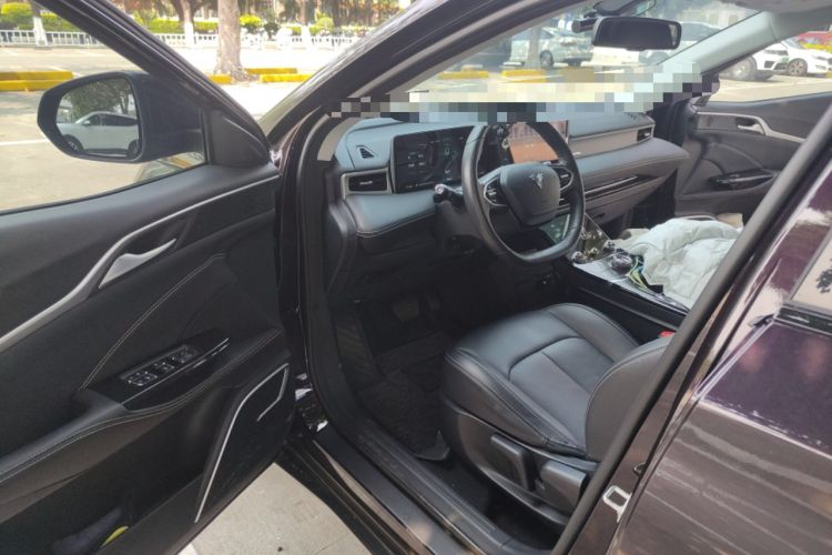 Used NETA U 2023 NETA U-Ⅱ Challenge Edition 500 U Show – Lithium Iron Phosphate Driver Seat