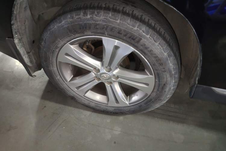 Used Toyota Highlander 2012 2.7L Two-Wheel Drive 7-Seater Luxury Edition
