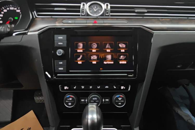 Used Volkswagen Magotan 2019 330TSI DSG Luxury Model China V Standard