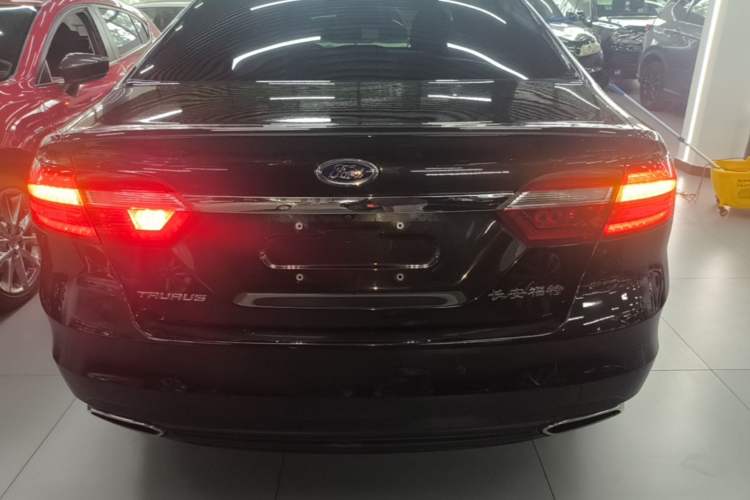 Used Ford Taurus 2015 EcoBoost 245 Fashion Edition