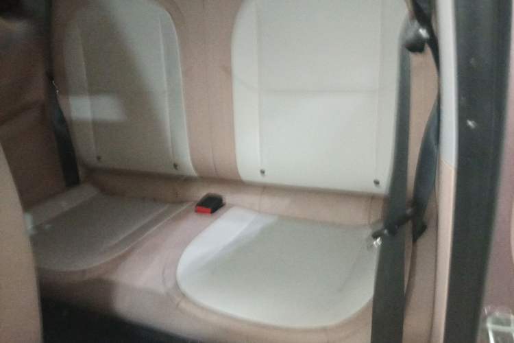 Used Geely Galaxy Panda 2023 Panda Mini 200km Endurance Bear Left Rear Seat