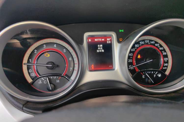 Used Dodge Journey 2013 2.4L Two-Wheel Drive Luxury Version Instrument Cluster