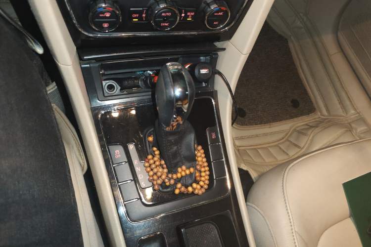 Used Volkswagen Passat 2013 1.8TSI DSG Prestige Edition
