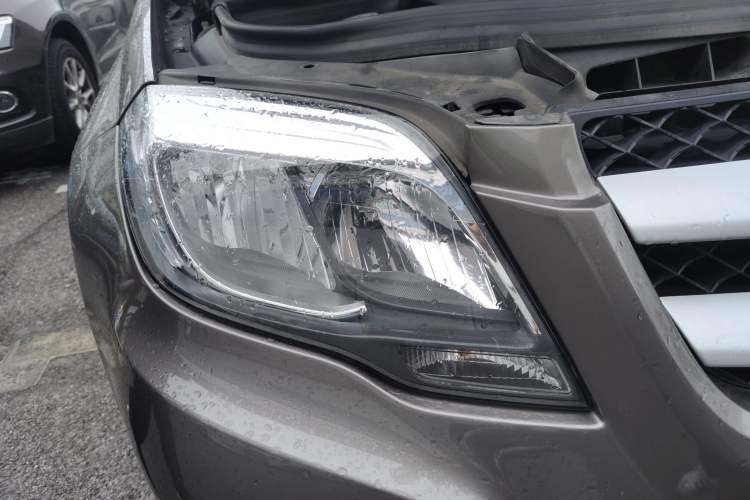 Used Mercedes-Benz GLK-Class 2013 GLK 300 4MATIC Dynamic Edition Right Front Headlight