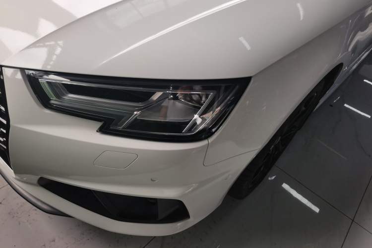 Used Audi A4L 2019 40 TFSI Fashion Edition China VI Emission Standard Left Front Headlight