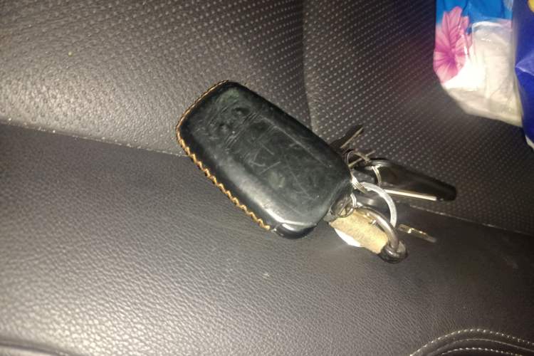 Used Toyota Prado 2019 3.5L Automatic TX-L Deluxe Edition with Rear-Mounted Spare Tire
