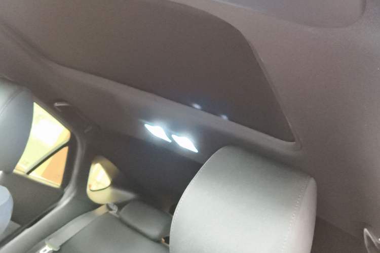 Used Mazda CX-4 2021 2.0L Automatic Two-Wheel Drive Blue Sky Exploration Edition Headliner