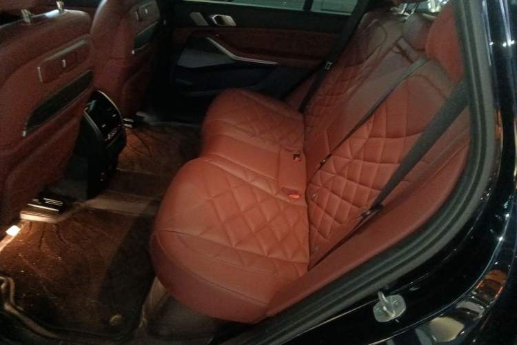 Used BMW X5 2023 xDrive 40Li Luxury Edition M Sport Night Vision Package