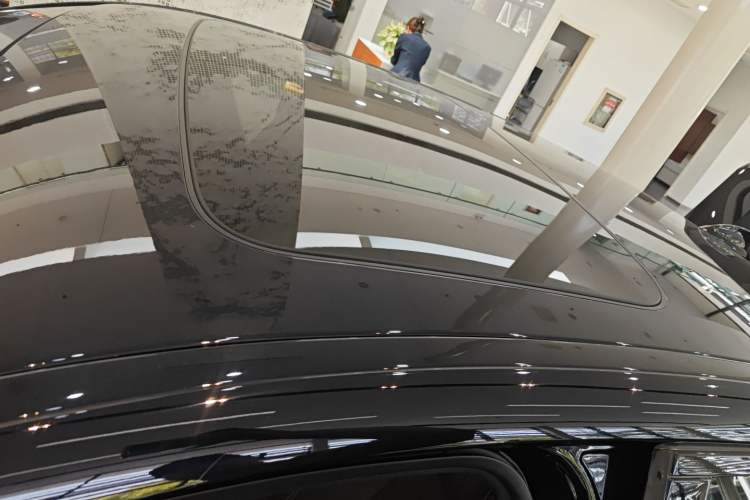 Used BMW 5 Series 2019 525Li M Sport Package Roof