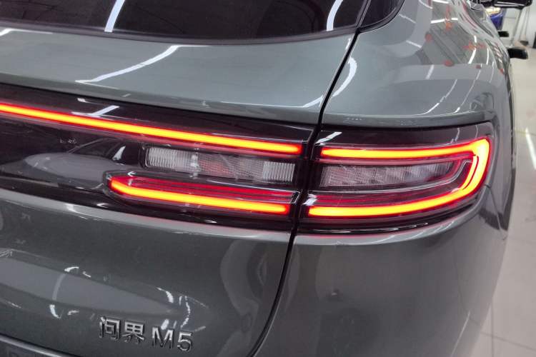 Used Hima AITO M5 2022 Extended-Range Four-Wheel Drive Ultimate Edition Right Rear Taillight