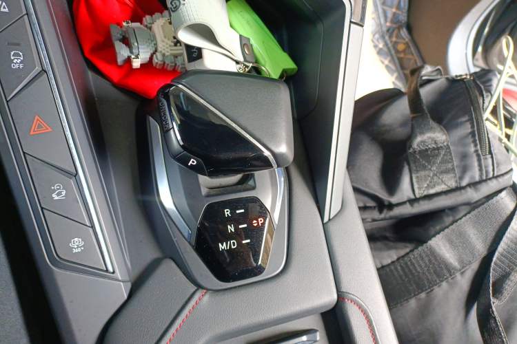 Used Lynk & Co 06 2020 1.5T JinPro model
