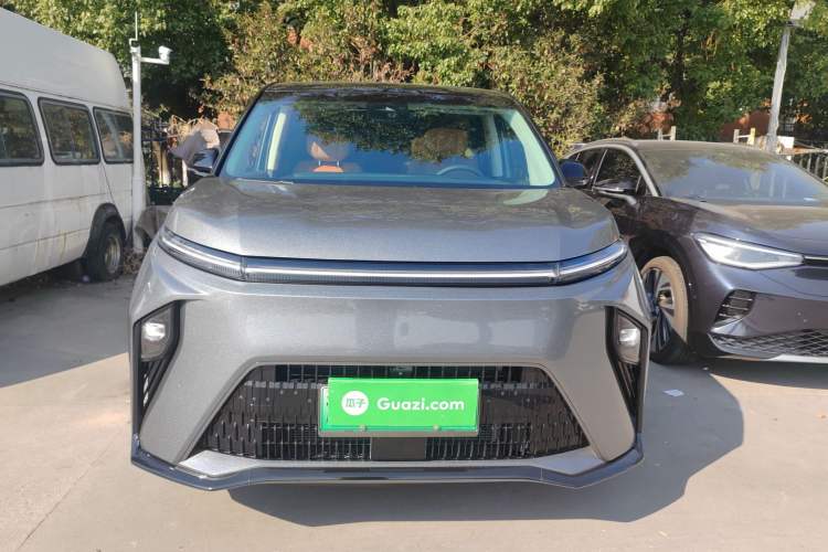 Used SAIC MAXUS Dajia 9 2024 Super Hybrid Ultra-Long Range Forest Edition 7-Seater