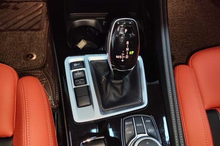 Used BMW 1 Series 2021 125i M Sport Night Edition Gear Lever